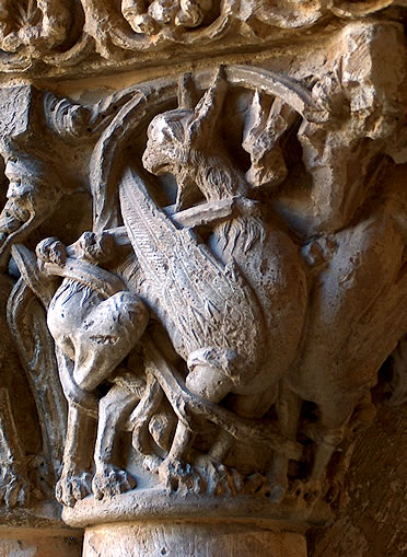 Grifo. Obra del llamado Segundo Taller del claustro de Santo Domingo de Silos