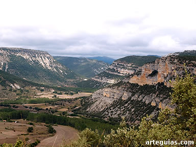 Paisajes de p&aacute;ramos y valles