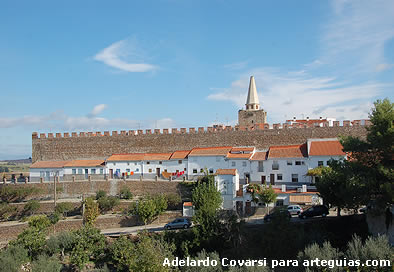 La Villa de Galisteo desde la lejan&iacute;a