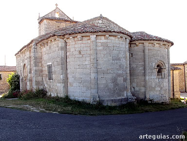 Iglesia de Villaute con sus dos naves y respectivos &aacute;bsides