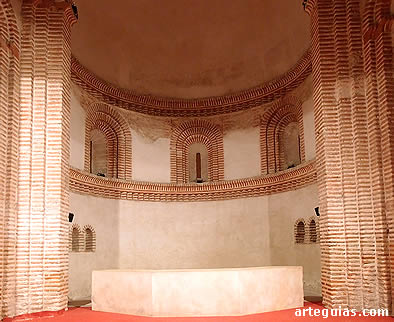 Interior del &aacute;bside