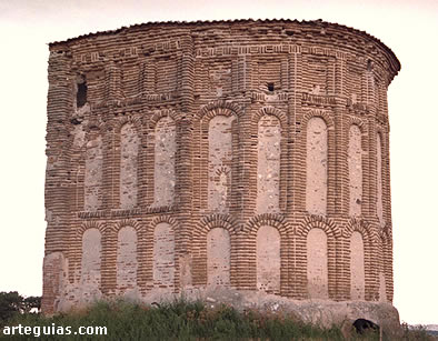 Ermita del Santo Cristo de San Mam&eacute;s. Campo de Cu&eacute;llar
