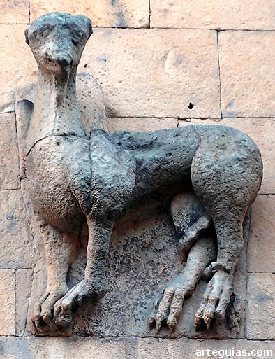 Iglesia de San Juli&aacute;n y Santa Basilisa: le&oacute;n rom&aacute;nico