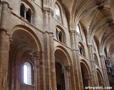 Rom&aacute;nico en &aacute;vila: San Vicente