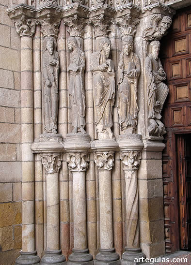 Rom&aacute;nico Tard&iacute;o: San Vicente de &aacute;vila
