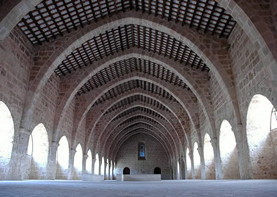 Rom&aacute;nico en Tarragona: dormitoio de Santes Creus