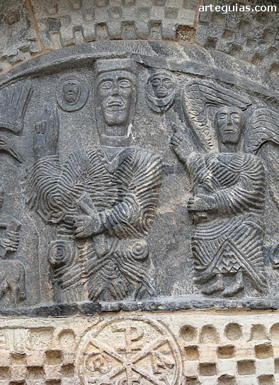 T&iacute;mpano de la iglesia de  Boss&ograve;st. Vall d'Aran