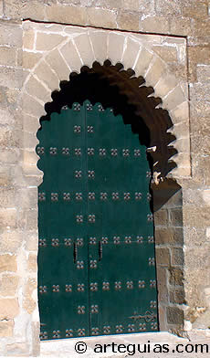 Puerta occidental mud&eacute;jar de la Catedral de Baeza, Ja&eacute;n