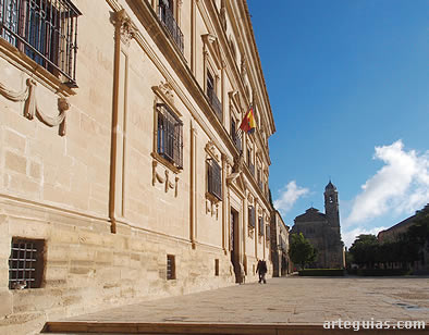 Plaza de V&aacute;zquez de Molina, &Uacute;beda