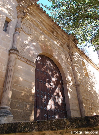 Puerta de la Iglesia de Santo Domingo de &Uacute;beda