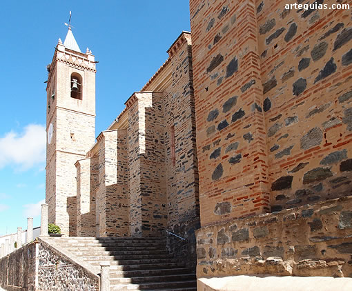 Iglesia parroquial de San Mart&iacute;n de Almonaster la Real
