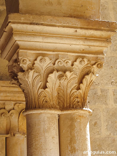 Capiteles vegetales
