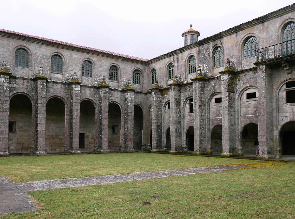 Claustro de los Pináculos