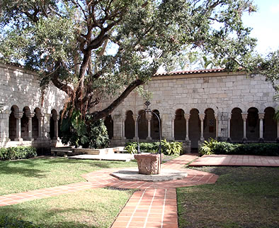 Otra imagen del claustro