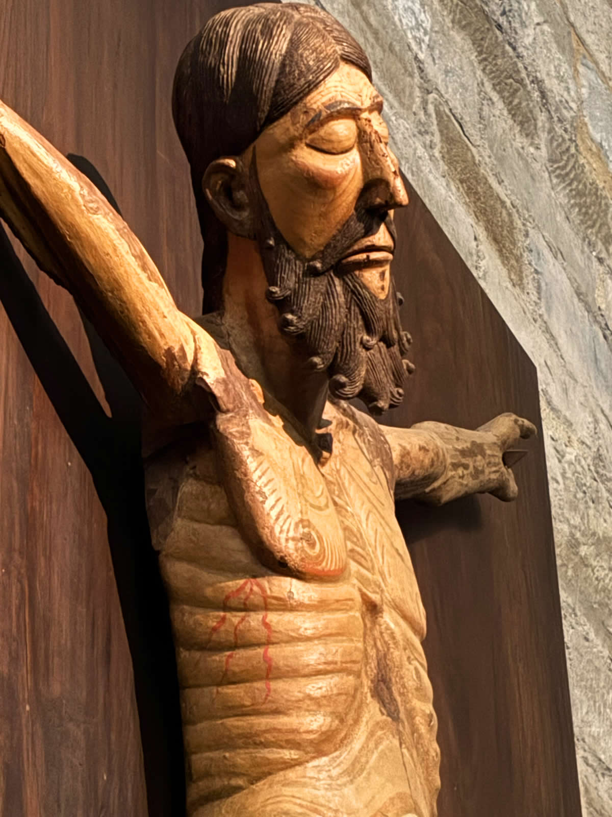 Cristo románico de un Descendimiento