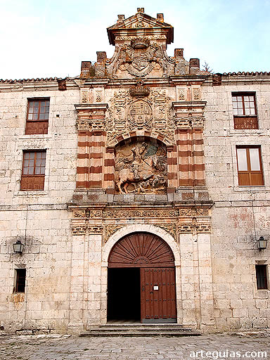 Fachada del conjunto monacal