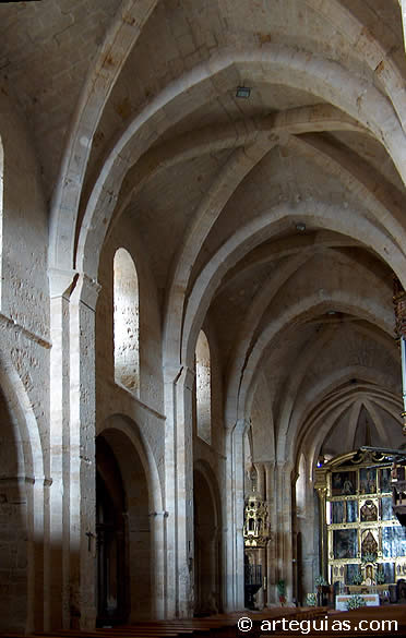 Nave central. Monasterio de Fitero. Navarra