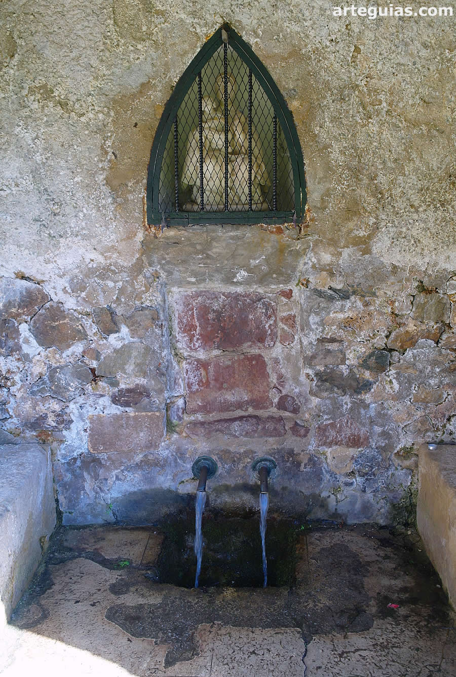 La Fuente Santa del Monasterio de Valvanera