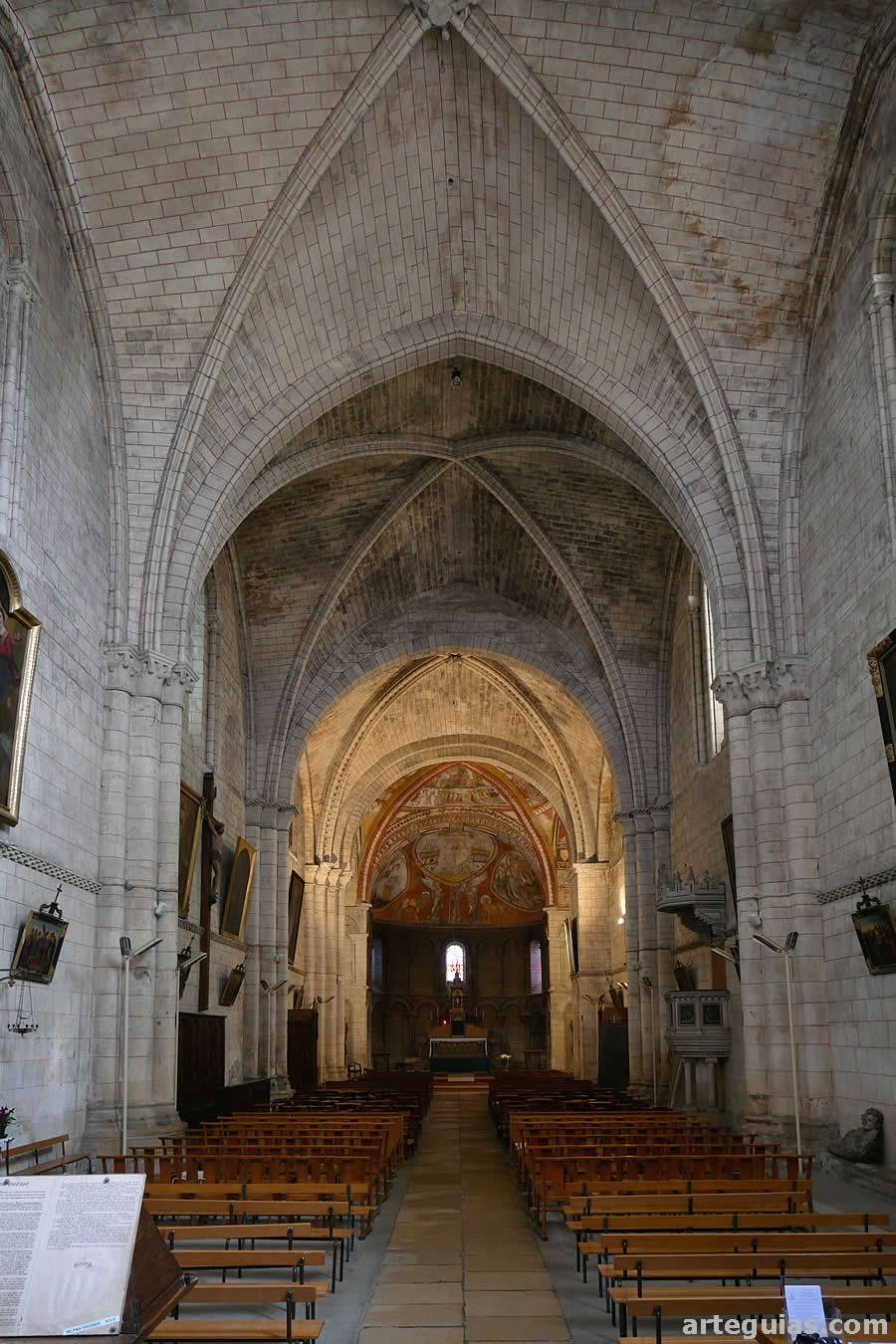 Iglesia (antiguo priorato) de Saint-Macaire, Gironde (Nueva Aquitania, Francia)
