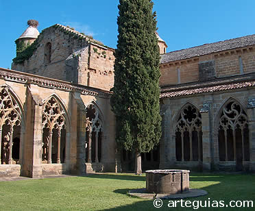 Claustro g&oacute;tico del Monasterio