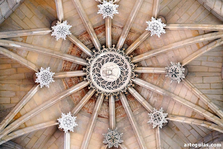 B&oacute;veda de la capilla del fundador