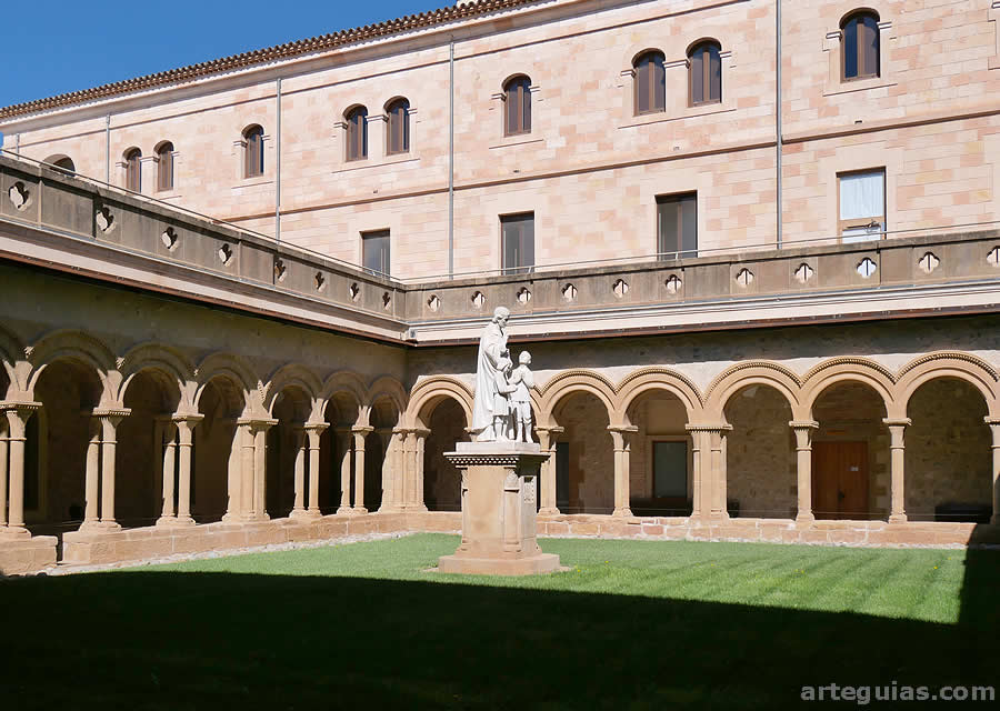 Claustro