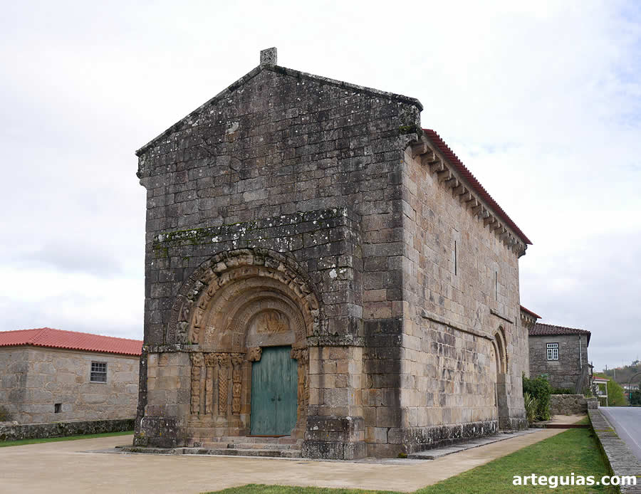 Iglesia del Monasterio de Bravães, Portugal