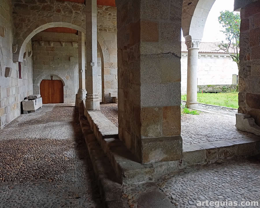 Algunas de la dependencias mon&aacute;sticas