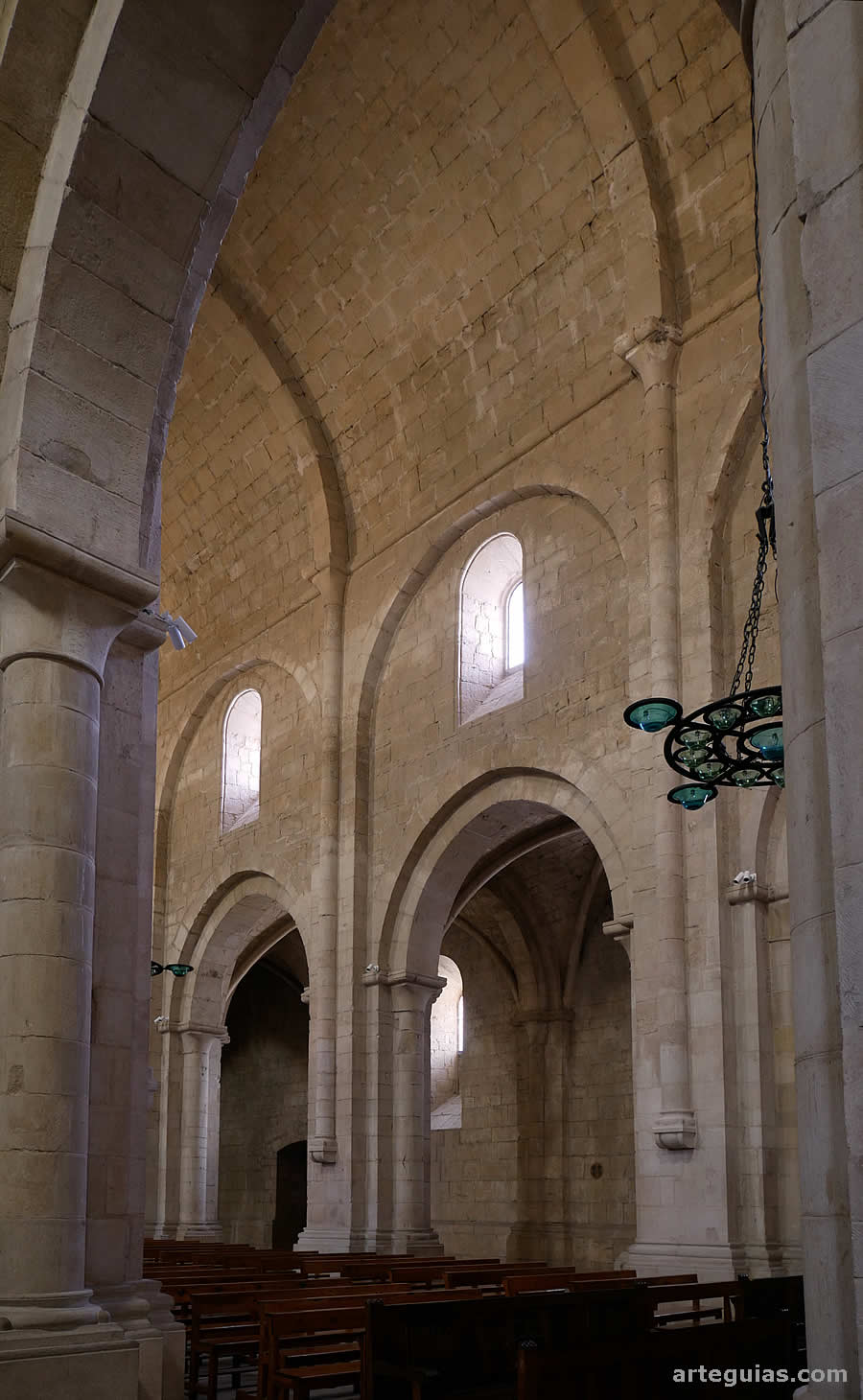Alzado de la nave central de la iglesia del monasterio
