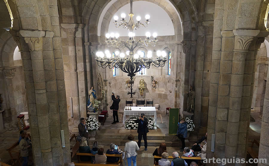 San Salvador de Bergondo: nave y ábside central