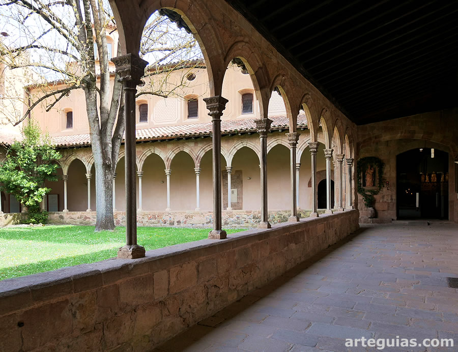 Claustro gótico de Sant Joan de les Abadesses