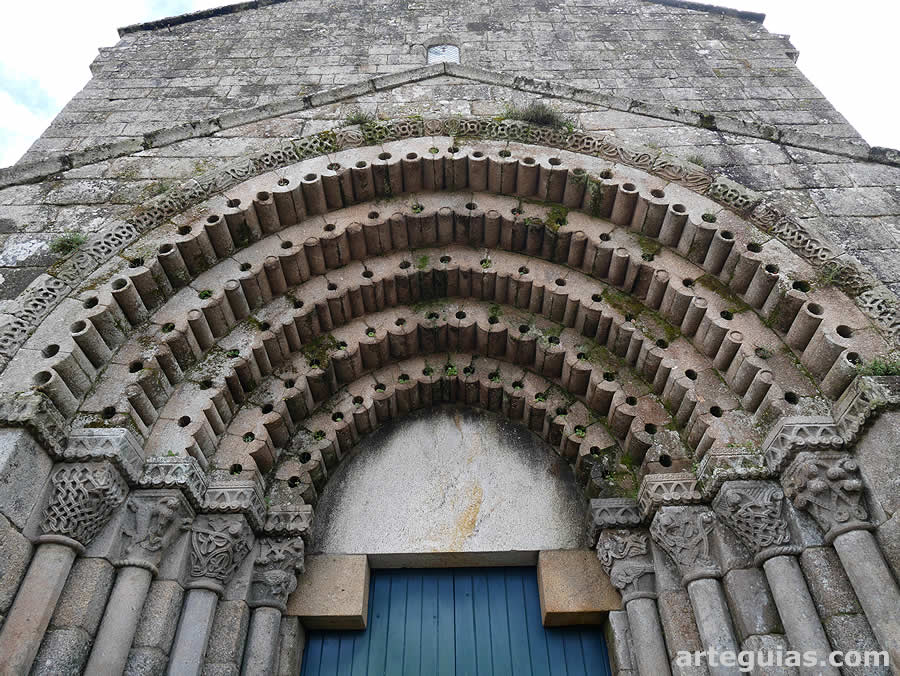 Detalle de columnas y arquivoltas