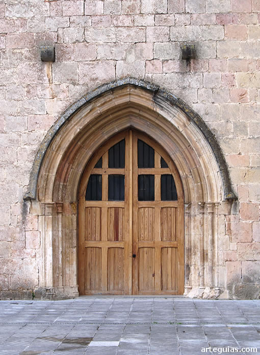 Puerta de la iglesia