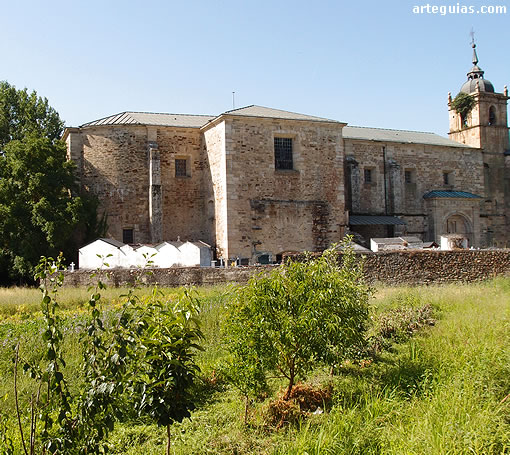 Iglesia de Santa María desde el norte