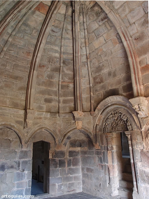 Pequeña sala abovedada que pudo ser el Oratorio del Abad