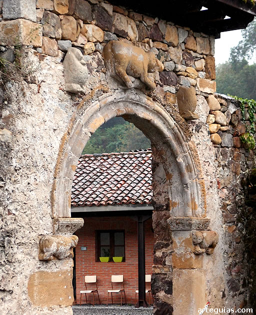 La puerta de la OSa: Monasterio de Cornellana