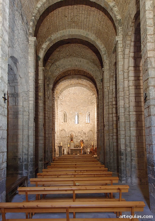 Iglesia del Monasterio de Obarra: nave central