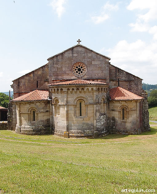 Imagen de la excepcional cabecera. Iglesia del antiguo Monasterio de Santa Mar&iacute;a de Mezonzo, A Coru&ntilde;a