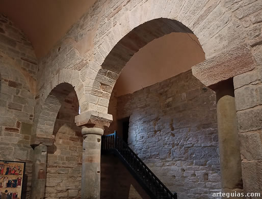 Arquería protorrománica del siglo XI