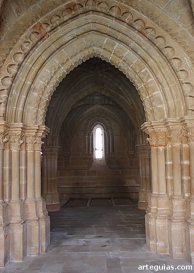 Puerta de acceso de la sala capitular