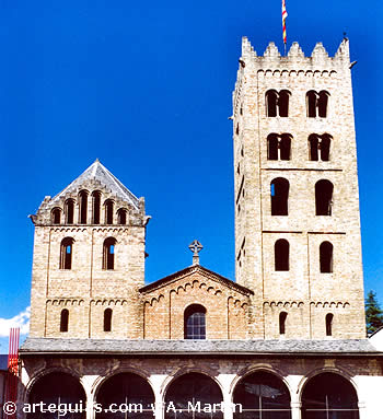 Iglesia del Monasterio de Ripoll, desde el oeste