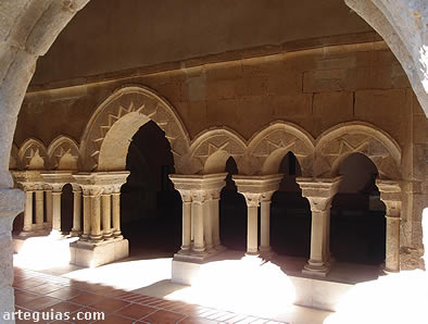 Sala Capitular vista desde el claustro