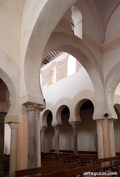 Transepto y nave central