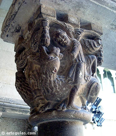 Sans&oacute;n desquijarando al le&oacute;n