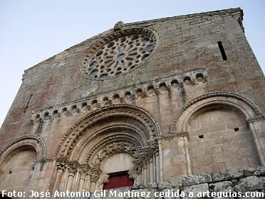 Fachada occidental. Santo Estevo de Ribas de Mi&ntilde;o, Lugo