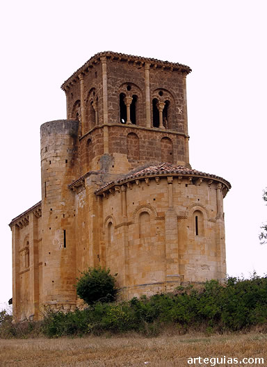 Iglesia de San Pedro de Tejada desde el sureste