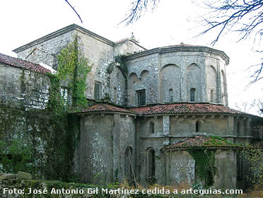 Exterior de la iglesia del Monasterio de Santa Mar&iacute;a de Mel&oacute;n