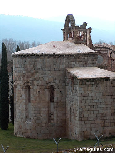 Monumentales &aacute;bsides rom&aacute;nicos. Iglesia del Monasterio de Santa Mar&iacute;a de Valdeiglesias