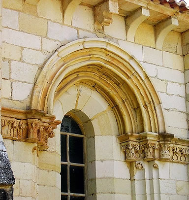 Ventanal de la iglesia