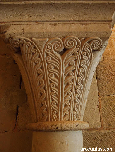 Capitel rom&aacute;nico de la sala capitular